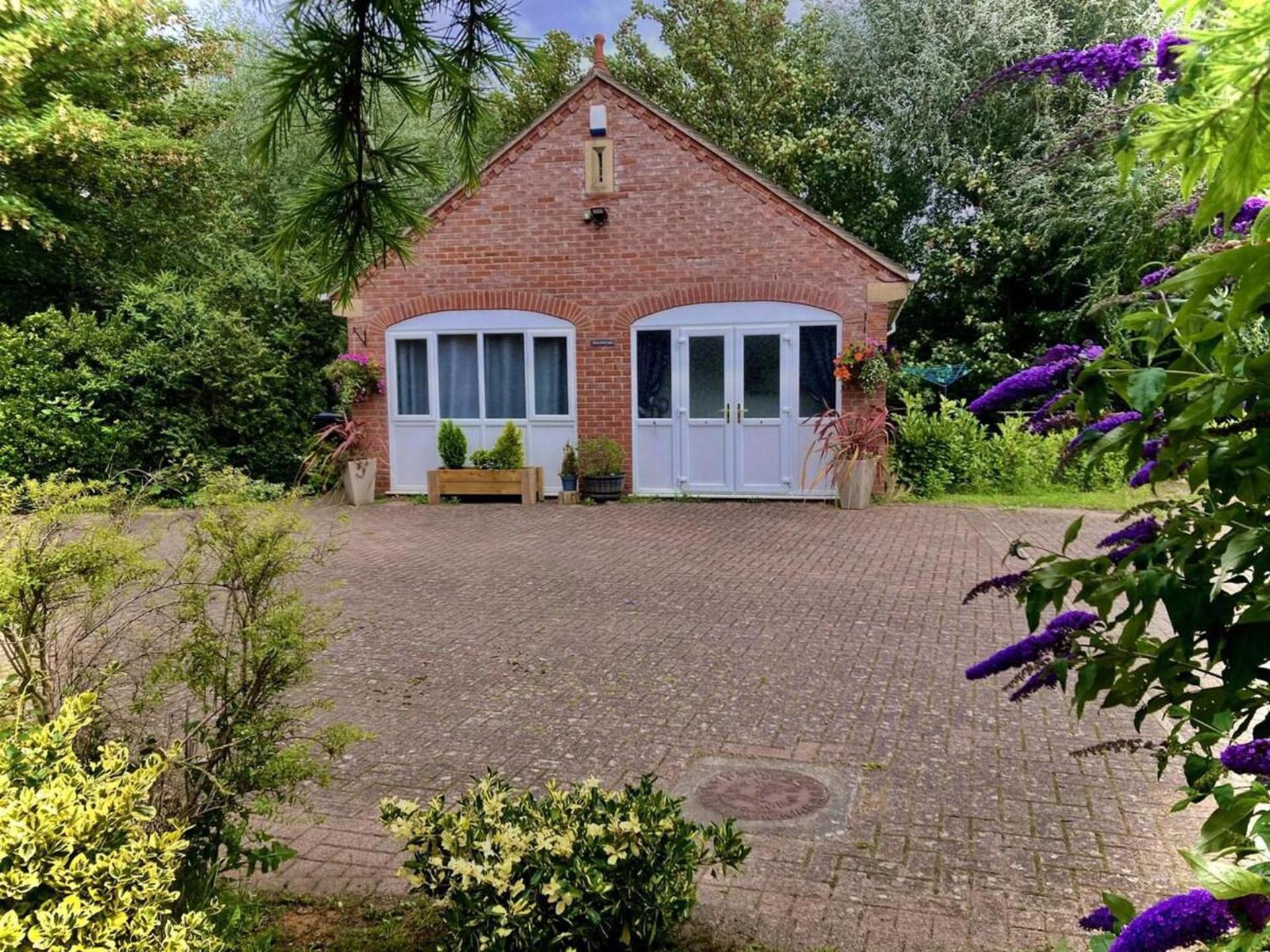 Cosy And Secluded Brook-Side Lodge Sleaford Exterior foto